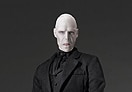 Boneco do Lord Voldemort de terno